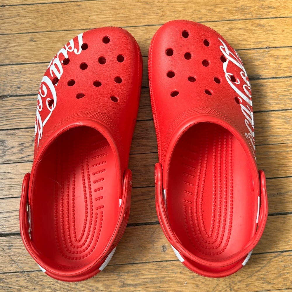 Red Coca Cola crocs w8 m6